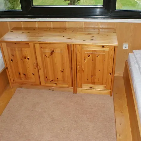 Grosse Sonnige Terrasse Mit Markis