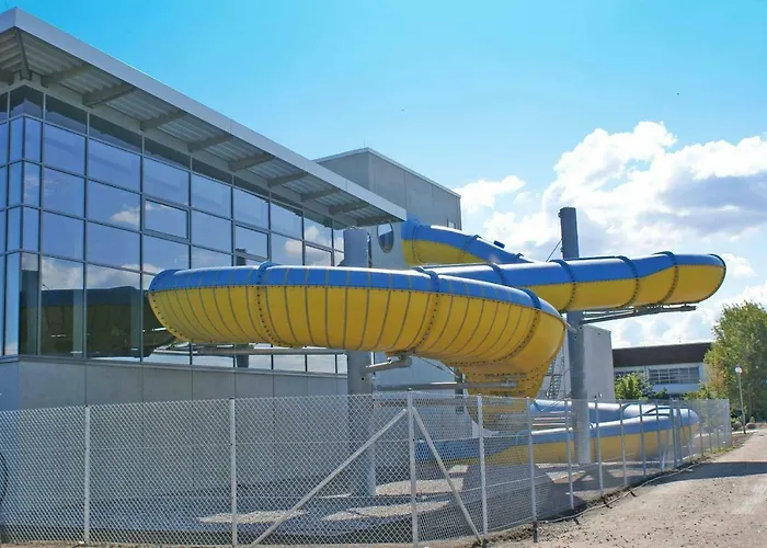 Grosse Sonnige Terrasse Mit Markis Vakantiehuis Damp